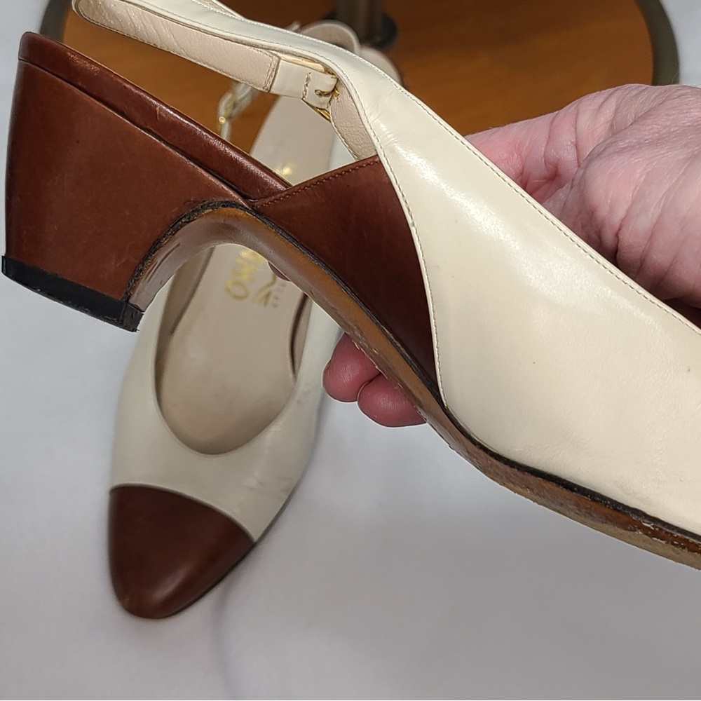 Ferragamo 80s Sling back sz 7.5 AA Shoes w Kitten Heel scratch on toe, see pic - Picture 3 of 9